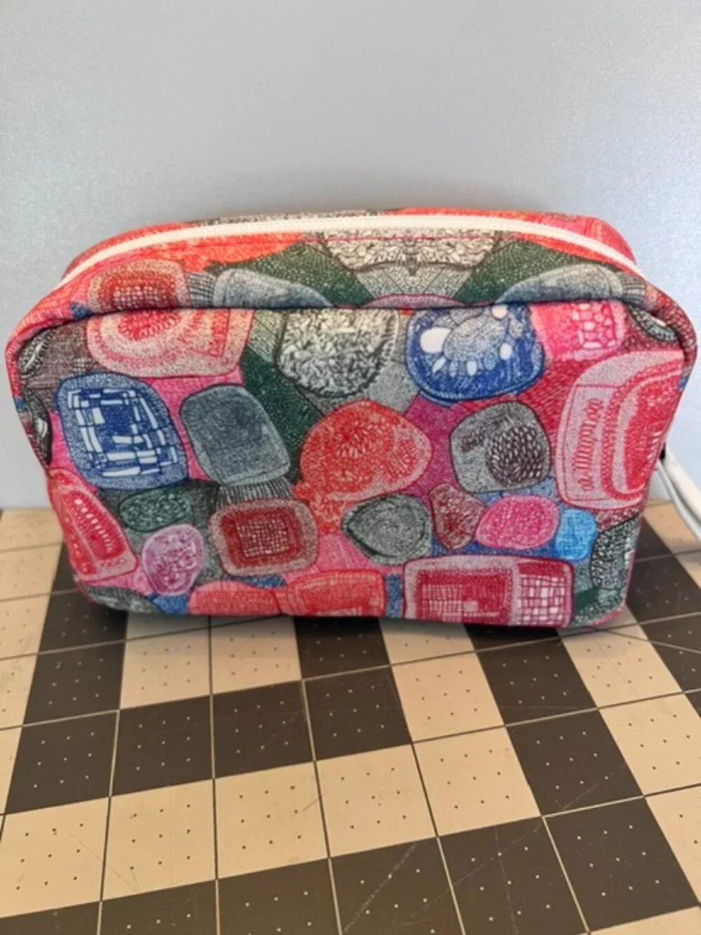 Heralbony Japan Airlines vibrant colorful travel pouch cosmetic‎ abstract design
